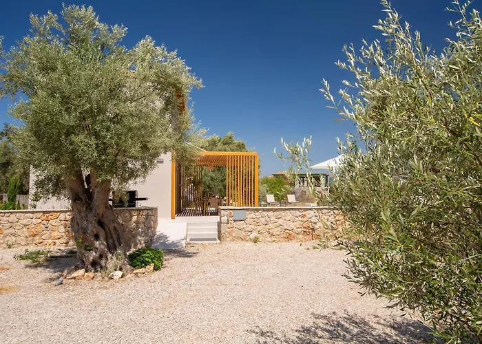 Luxury Villa Elpis
