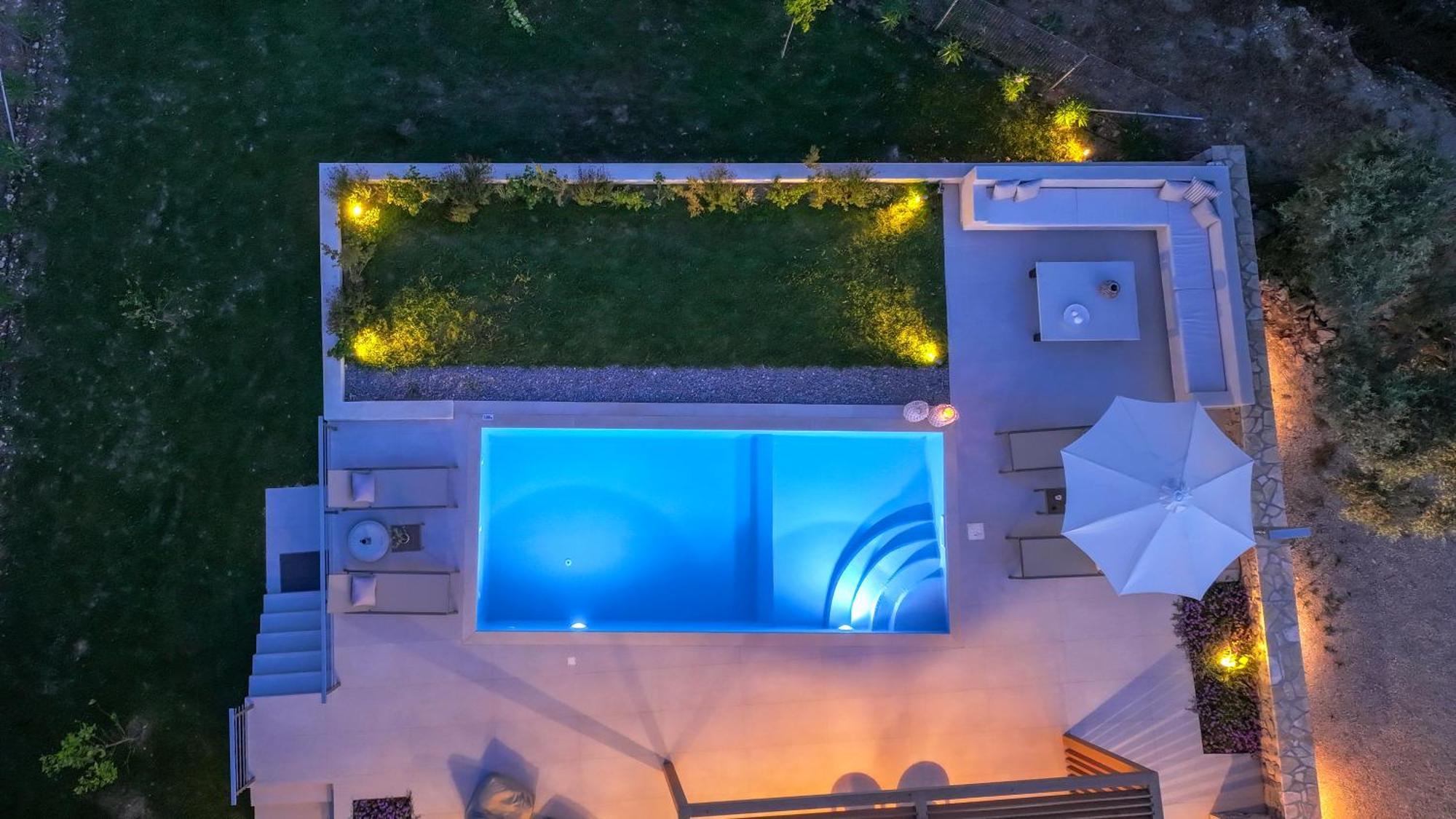 Luxury Elpis Villa *