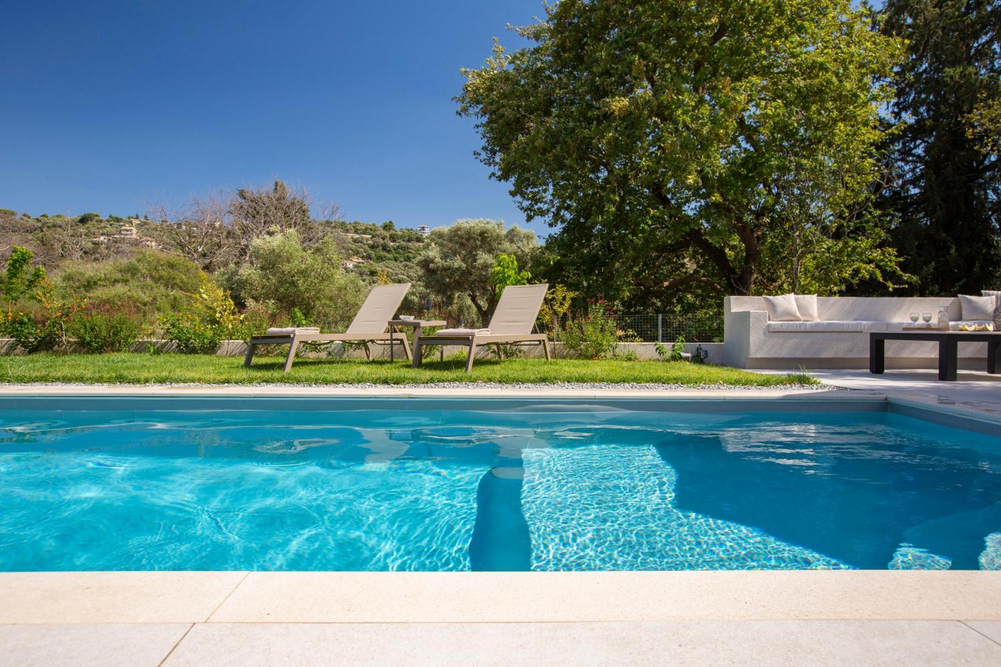 Luxury Elpis Villa *